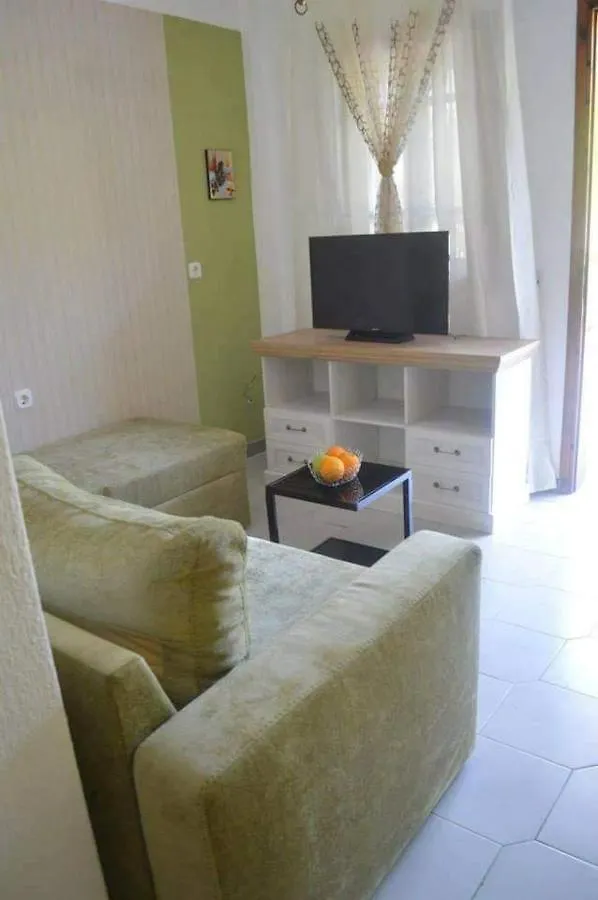Delfino Hotel Mola Kalyva