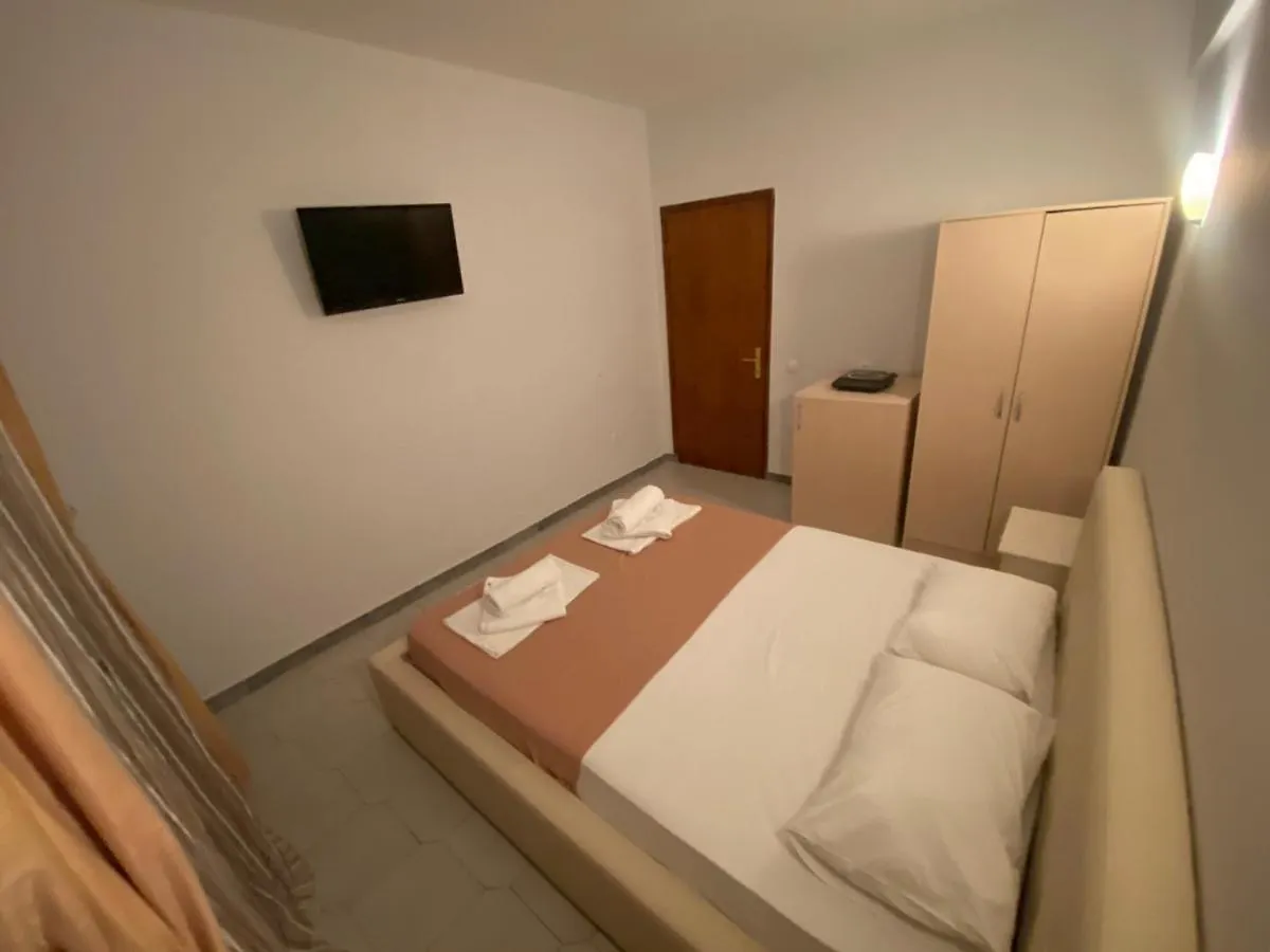 Delfino Hotel Mola Kalyva Greece