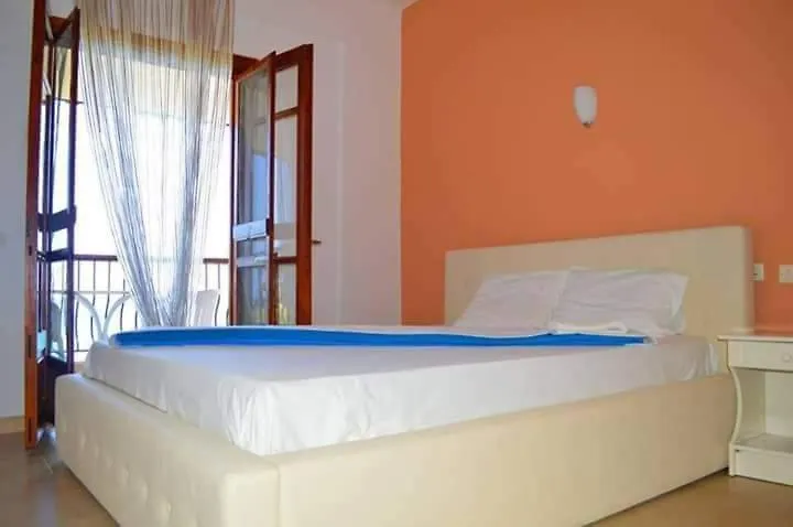 Delfino Hotel Mola Kalyva